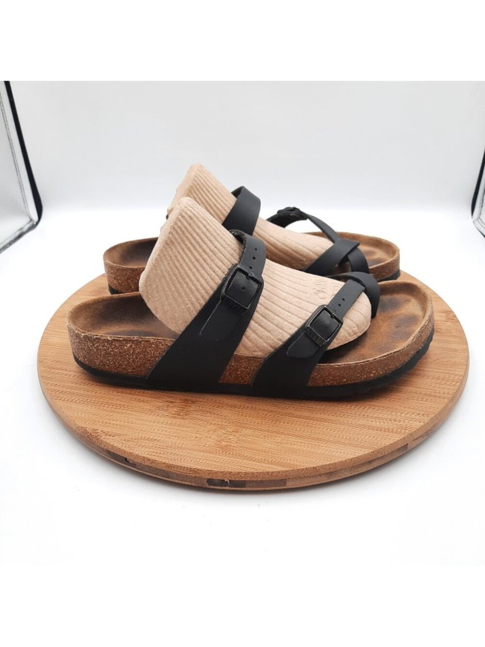 Birkenstock Mayari Womens 39 US 8 Sandals Black Leather Strap Toe Loop Buckle